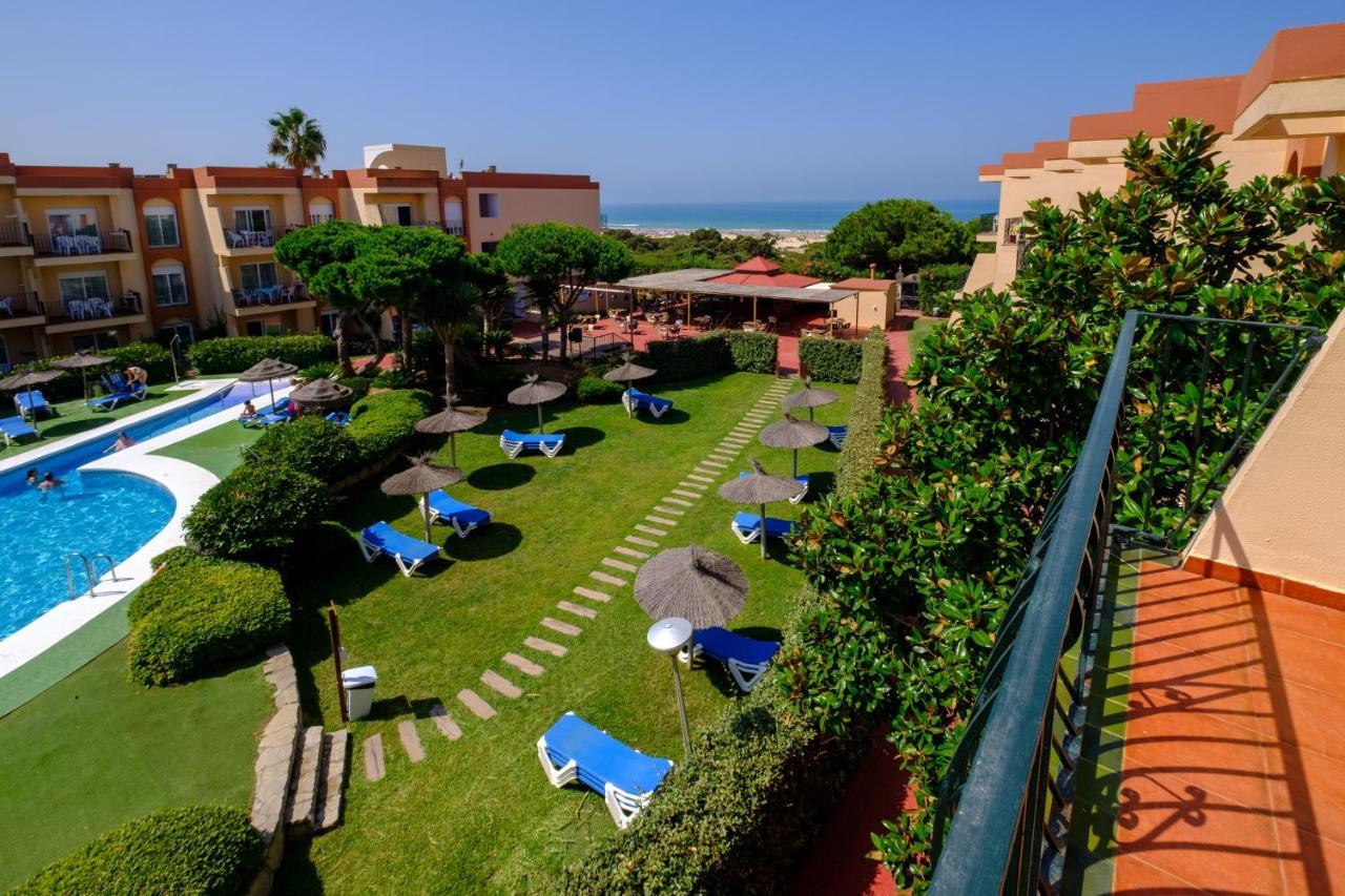 Aparthotel Las Dunas Chiclana de la Frontera Esterno foto