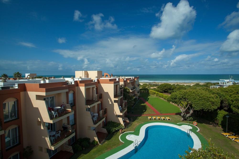 Aparthotel Las Dunas Chiclana de la Frontera Esterno foto
