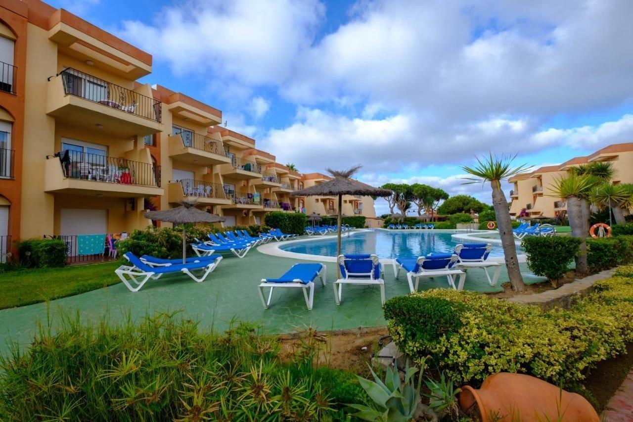Aparthotel Las Dunas Chiclana de la Frontera Esterno foto