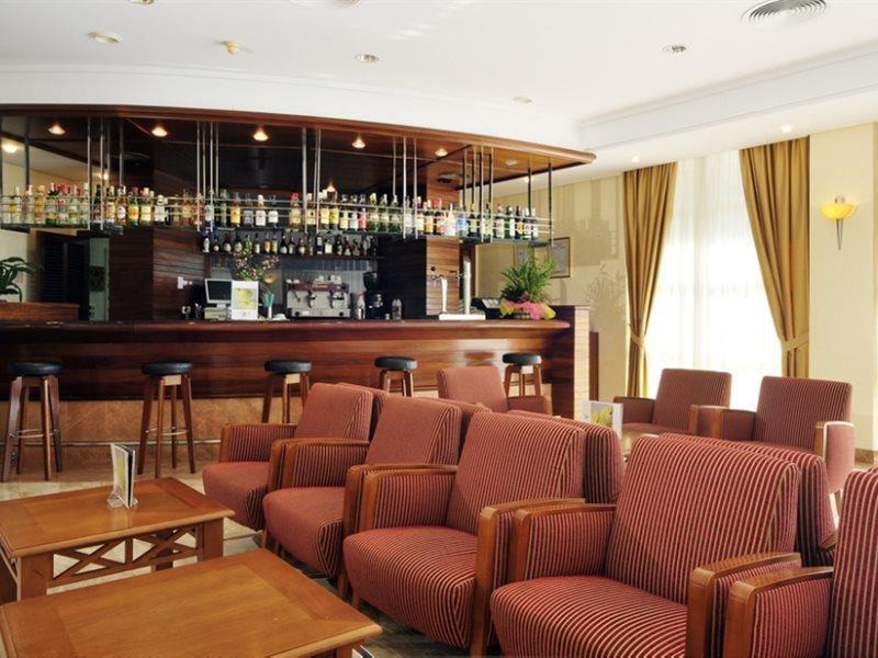 Aparthotel Las Dunas Chiclana de la Frontera Esterno foto