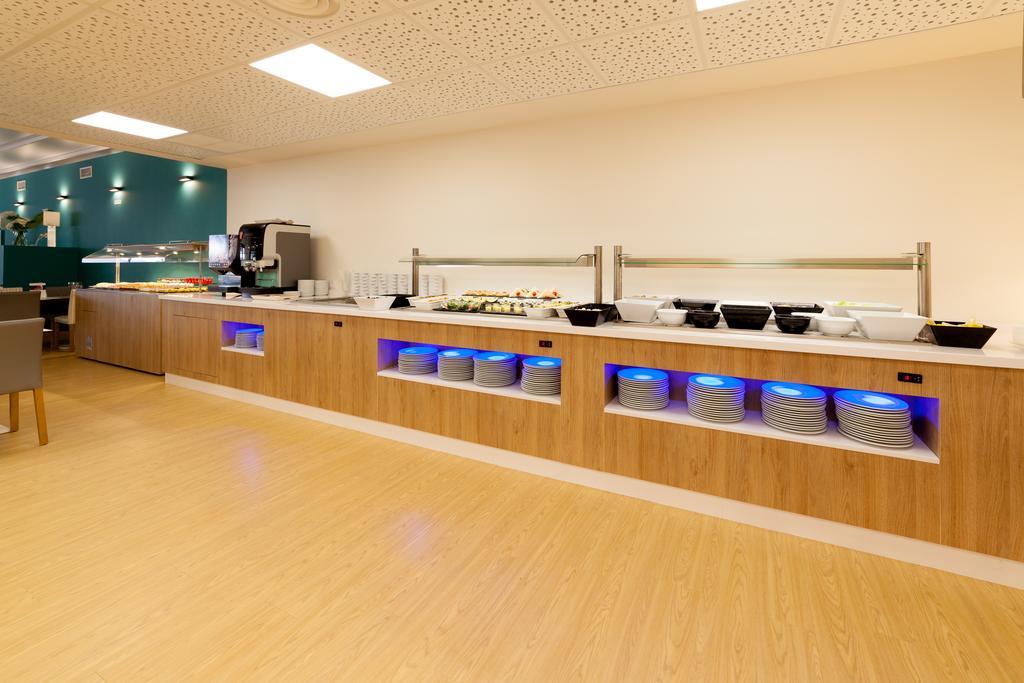 Aparthotel Las Dunas Chiclana de la Frontera Esterno foto