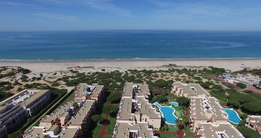 Aparthotel Las Dunas Chiclana de la Frontera Esterno foto